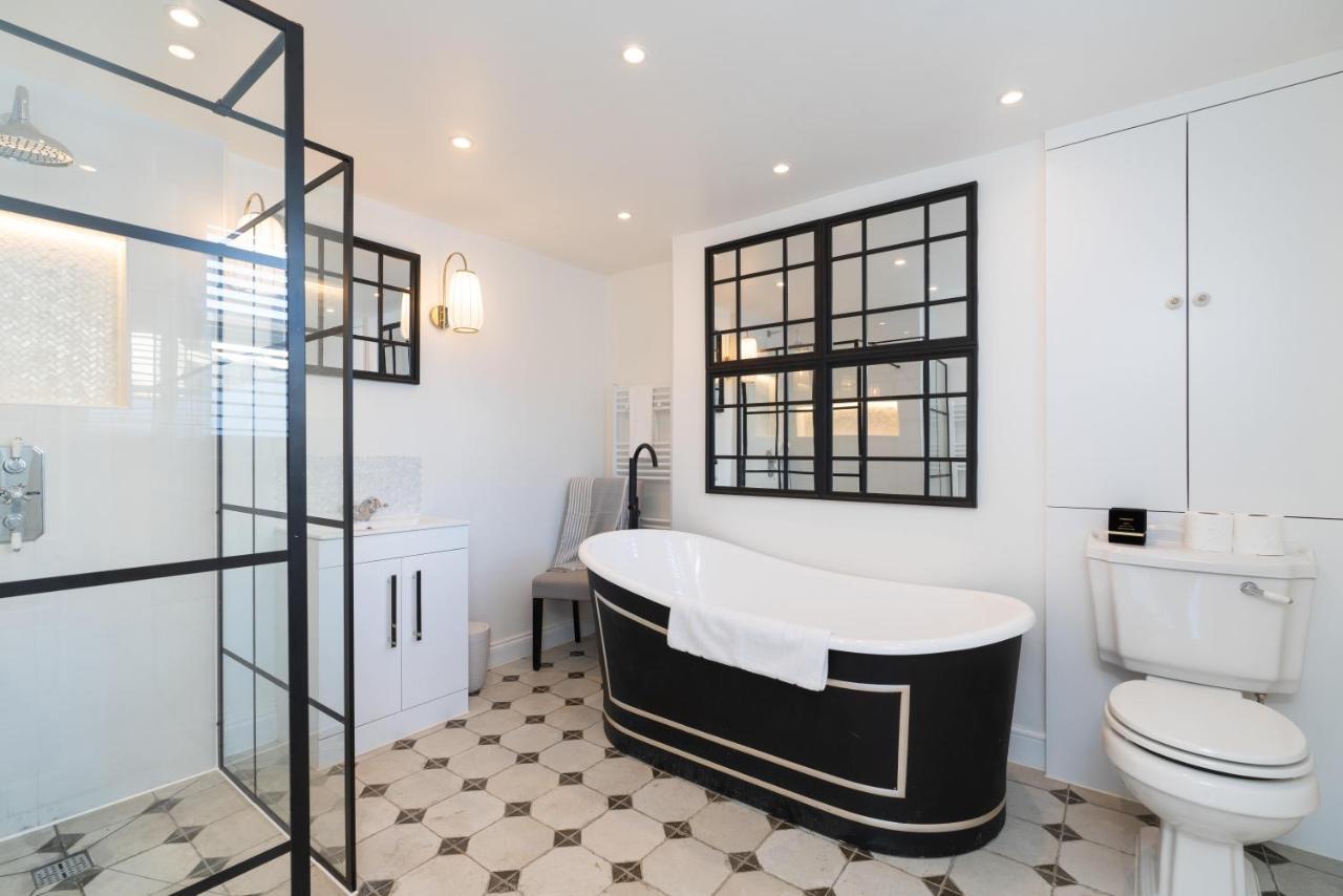 Gloucester Place Townhouse With Hot Tub! Cheltenham Dış mekan fotoğraf